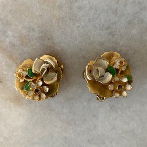 Vintage Gold Floral Clip On Earrings